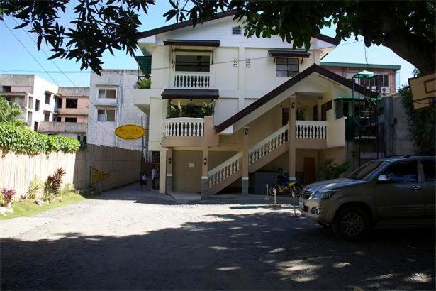 Bahay Ni Tuding - House Of Tuding Hotel Davao Exterior photo