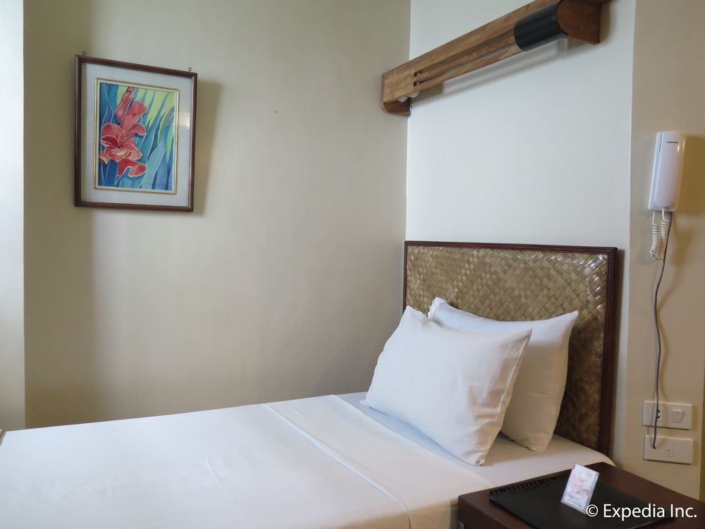 Bahay Ni Tuding - House Of Tuding Hotel Davao Exterior photo