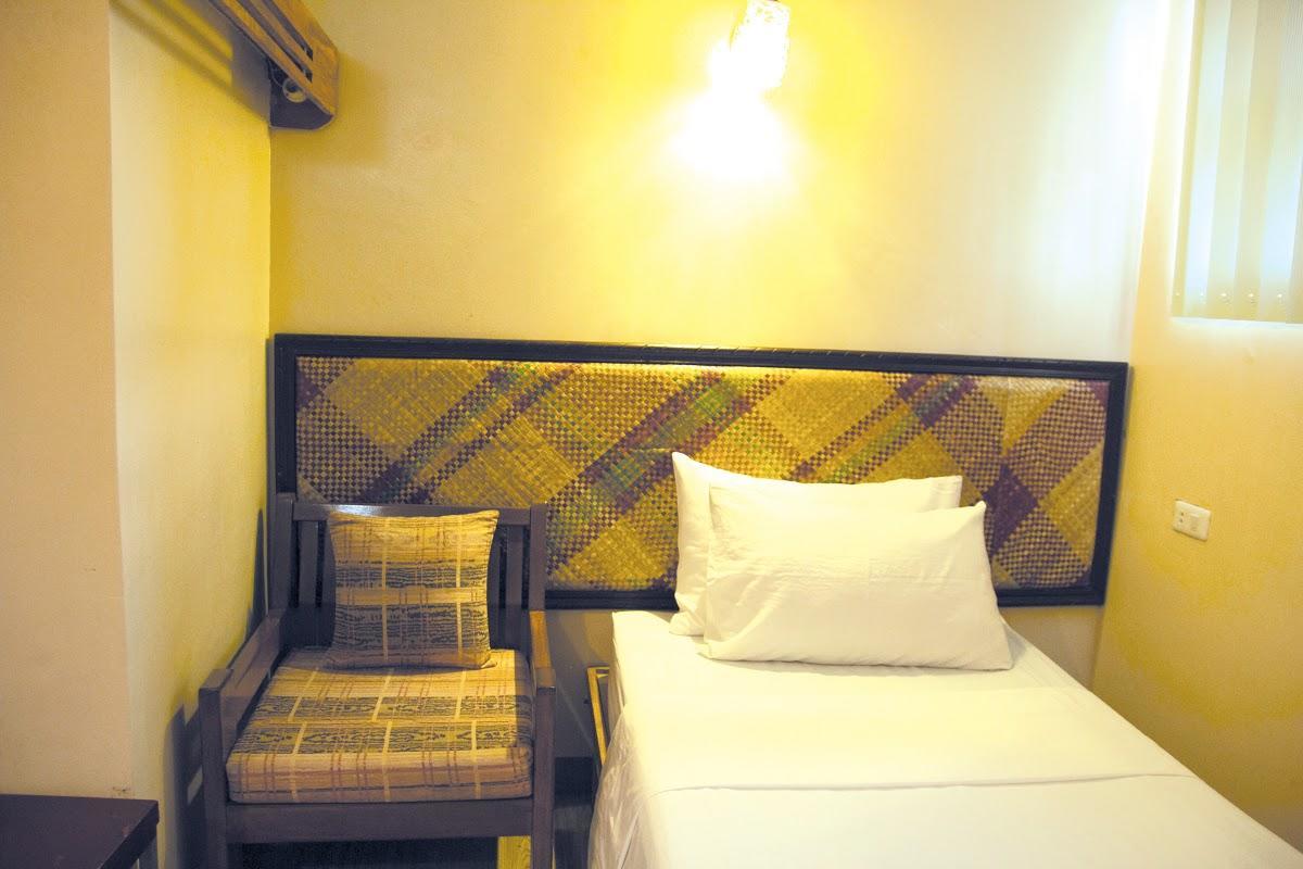 Bahay Ni Tuding - House Of Tuding Hotel Davao Exterior photo